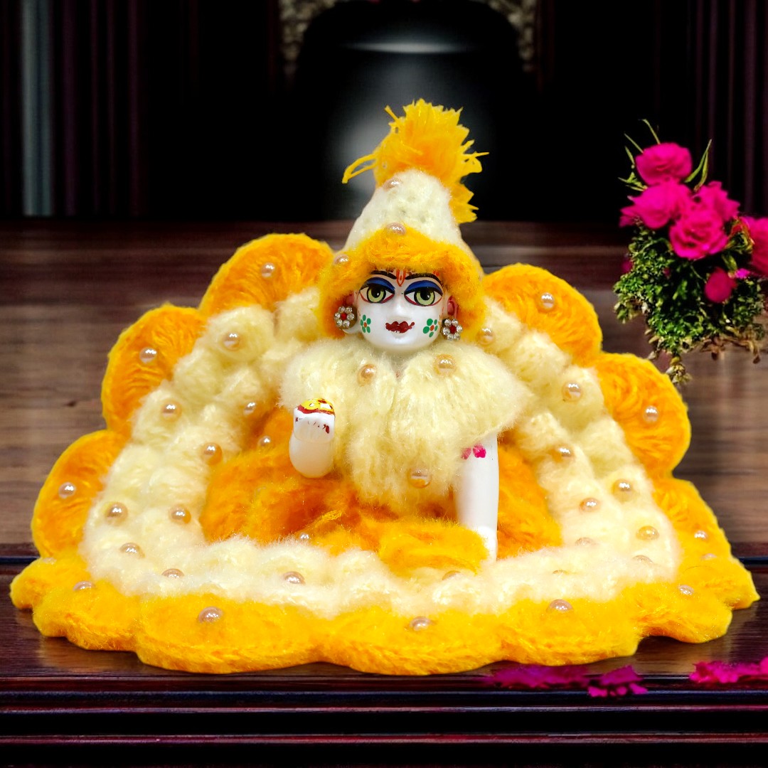 Woolen Laddu Gopal Ji Poshak by Kiroshia SP-W07