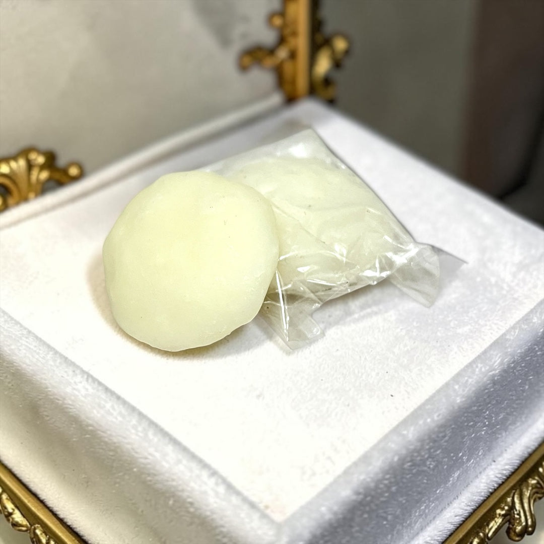 White Elite Shringar Adhesive Wax (Mom) for Laddu Gopal & Deities