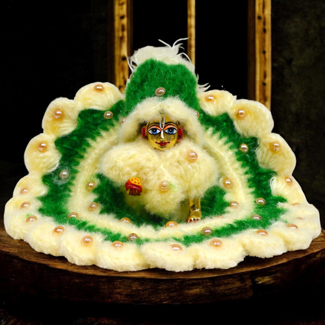 Woolen Laddu Gopal Ji Poshak by Kiroshia SP-W20