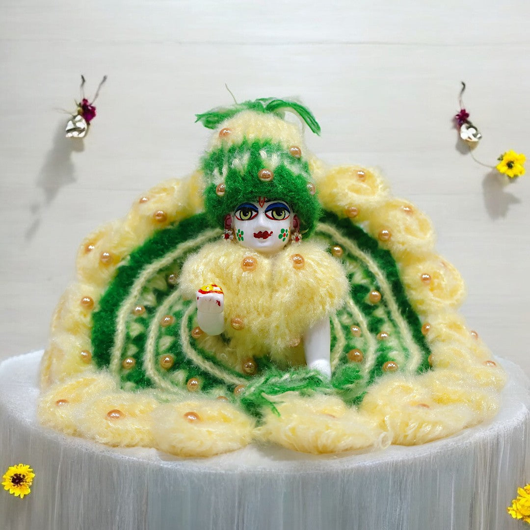 Woolen Laddu Gopal Ji Poshak by Kiroshia SP-W04