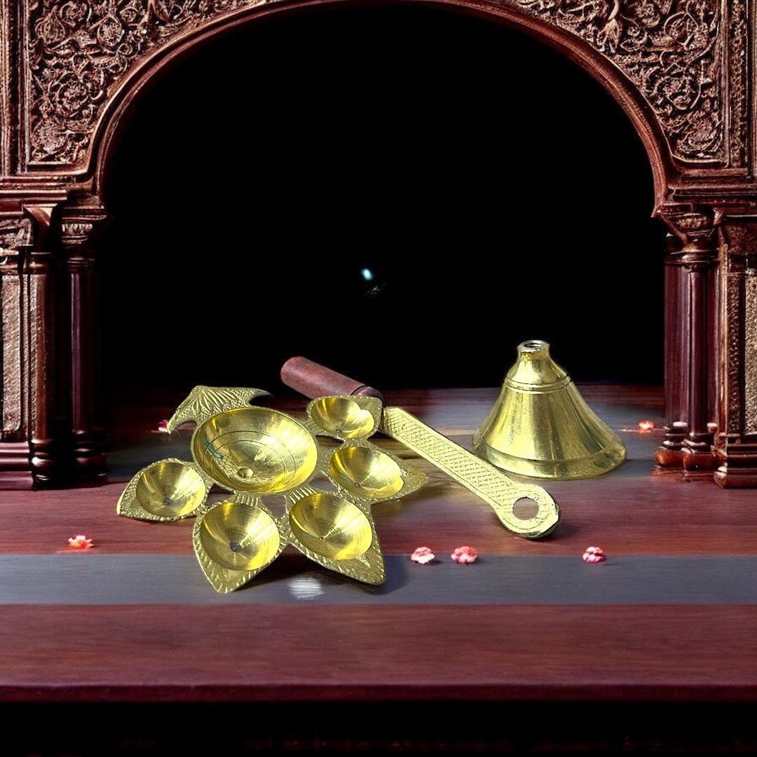 5 Mukhi Deepak /Diya For Maha Aarti