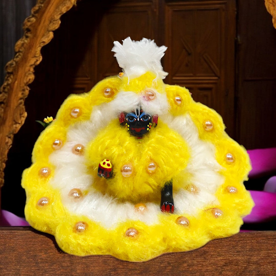 Woolen Laddu Gopal Ji Poshak by Kiroshia SP-W34