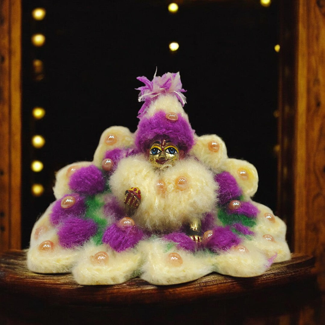 Woolen Laddu Gopal Ji Poshak by Kiroshia SP-W44