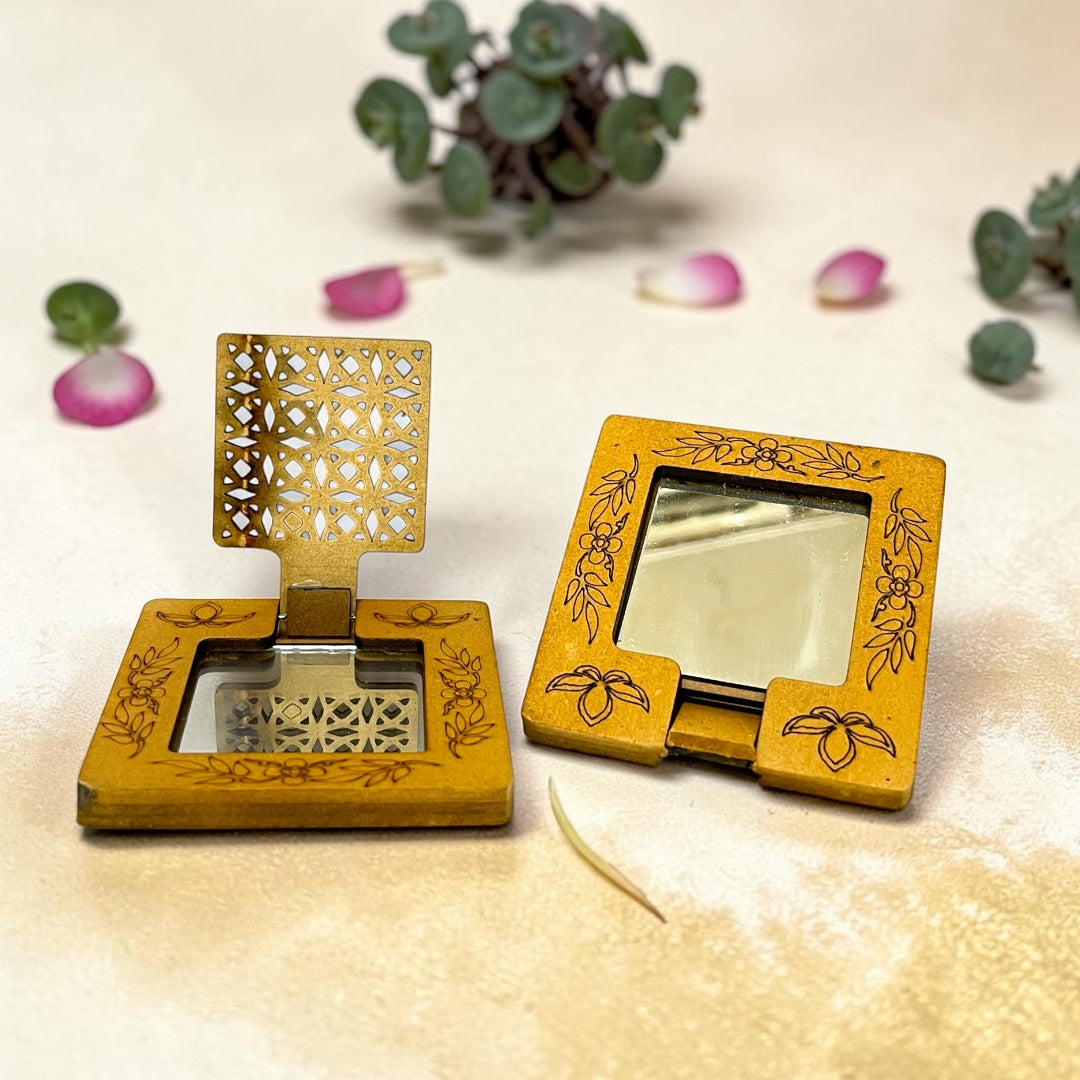 Divine Wooden Folding Mirror SPC-621 by Shri Poshak – Intricate Laser Cut Jali Cover for Puja Mandir & Laddu Gopal Makeup