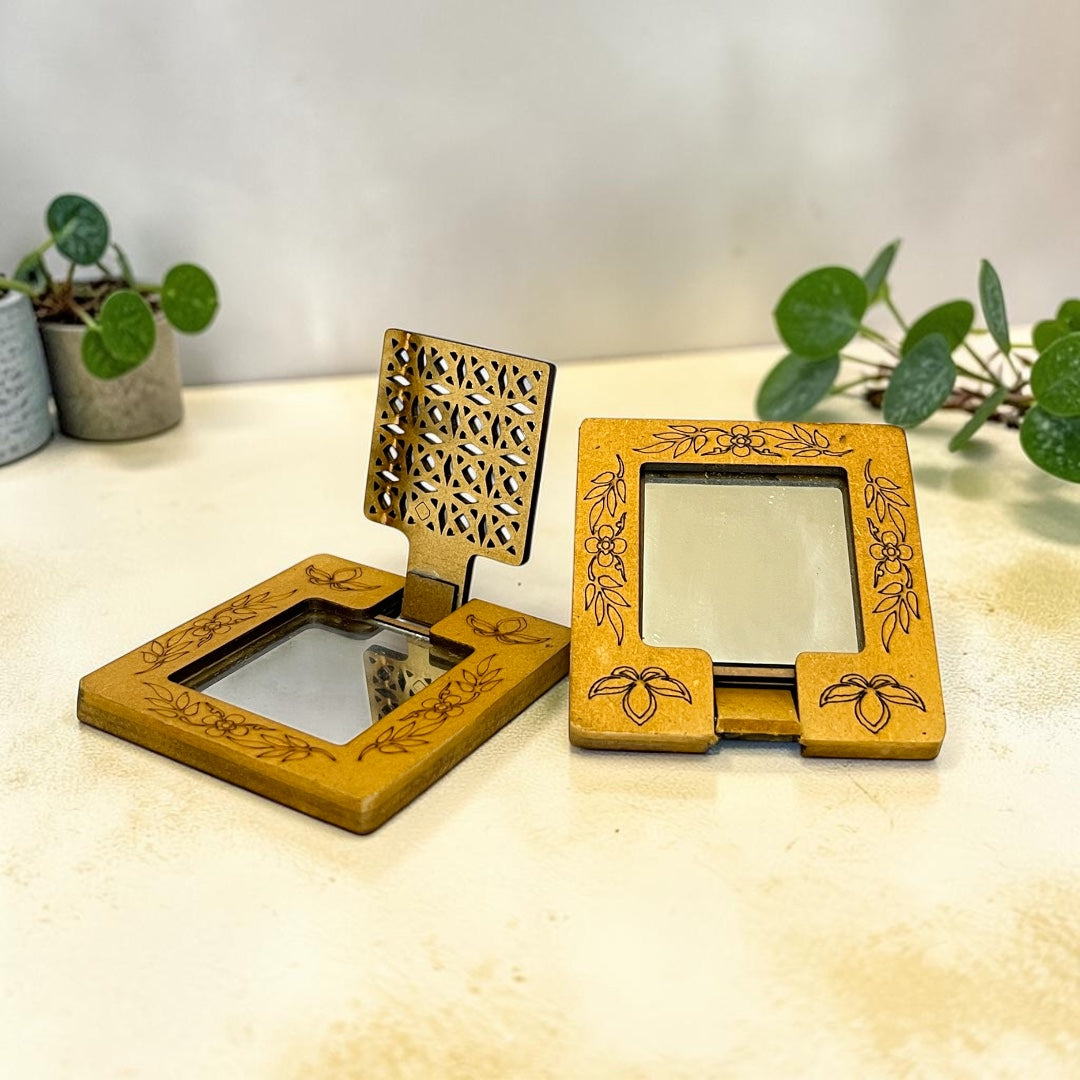 Divine Wooden Folding Mirror SPC-621 by Shri Poshak – Intricate Laser Cut Jali Cover for Puja Mandir & Laddu Gopal Makeup