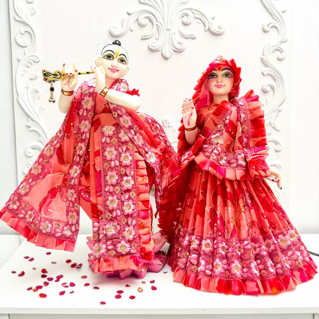 Premium Radha Krishna Dress Set SP-I25 with Luxury Box Packaging – Designer Scalloped Border Poshak for Jugal Sarkar (Includes Patka Styling Pin)