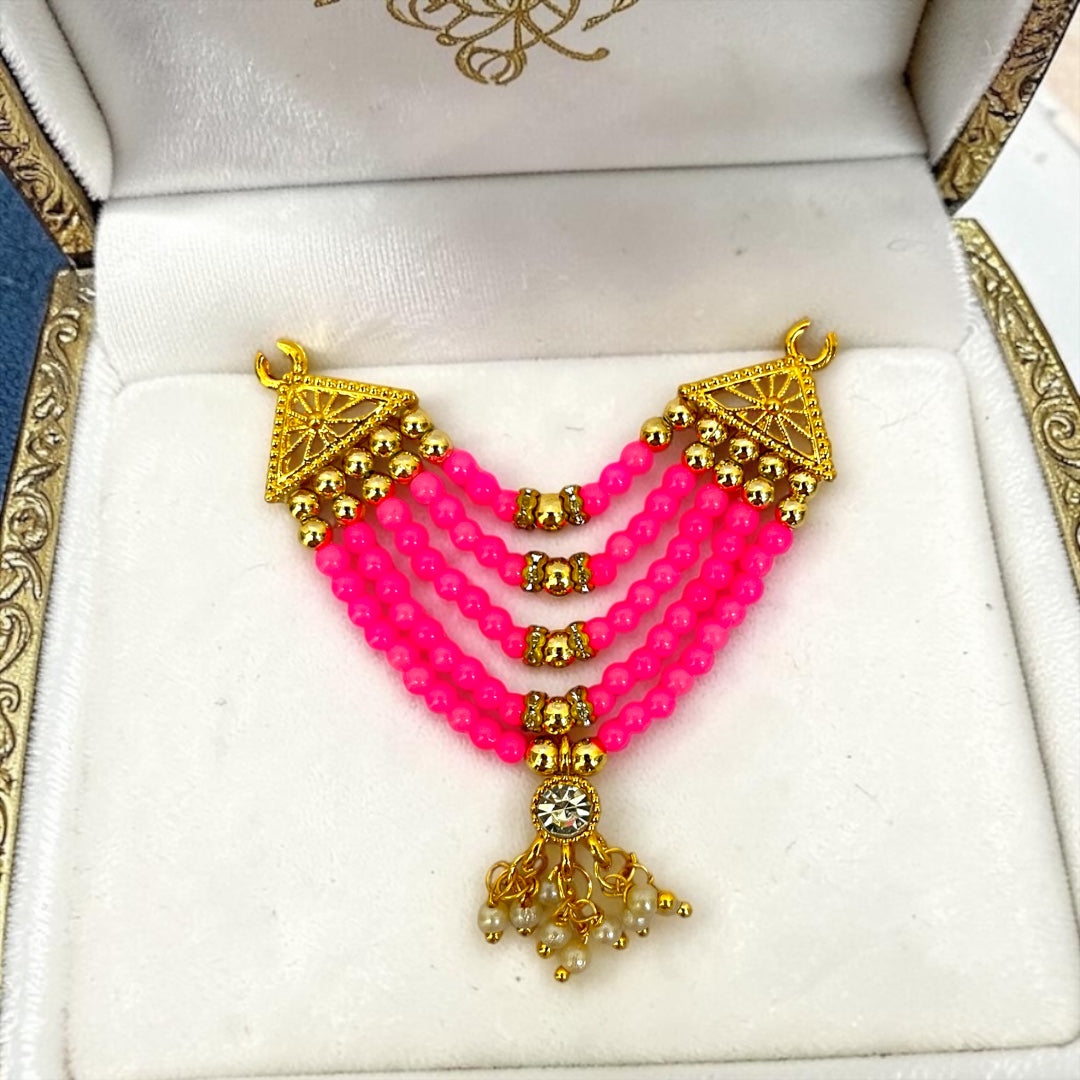 Kanha Ji necklace Maala 809 - close-up detail | Shri Poshak, Mathura