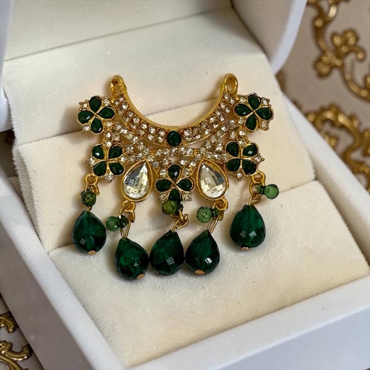Royal Kundan & Bead-Drop Haar for Deities SPC-733