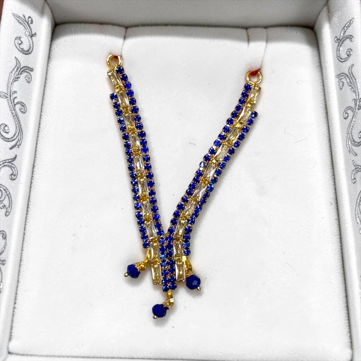Royal Long Zerkin V-Shape Haar for Laddu Gopal & Deity Idols (SPC-820)Dazzling Premium Designer Necklace