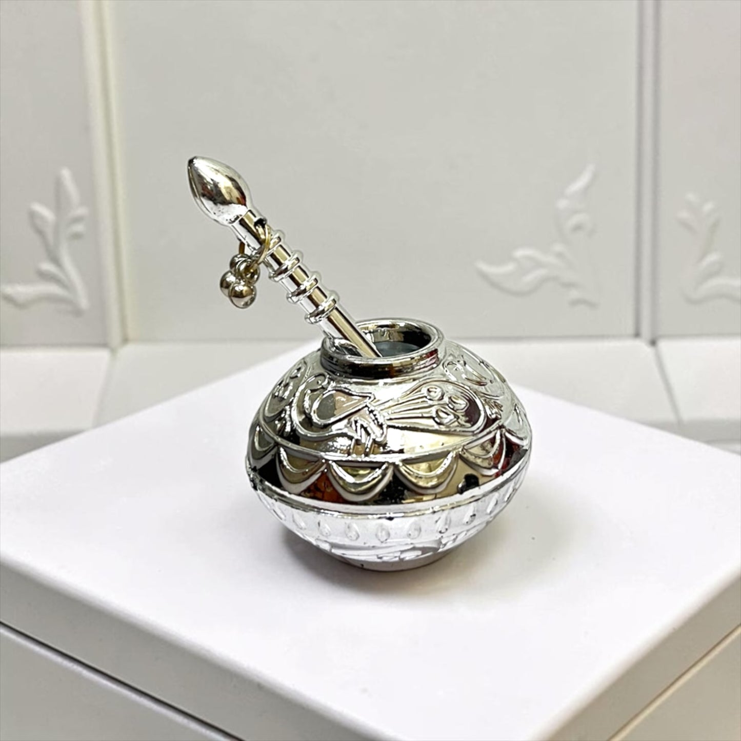 Divine Metallic Makhan Matki with Churning Rod & Ghungroo Latkan for Laddu Gopal Ji (SPC-635)