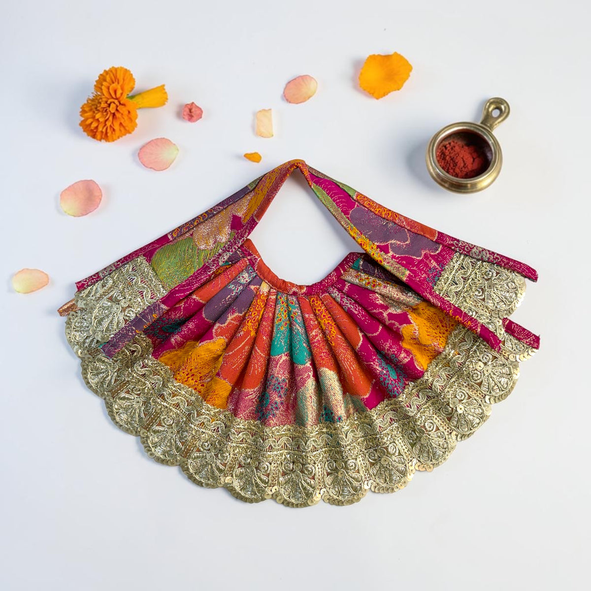 🌺 Designer Navratri Special Royal Golden Zari Border Mata Rani Lehnga Patka Set - SP-I77