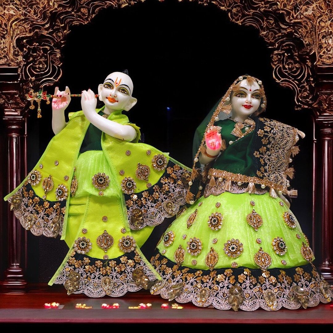Premium Radha Krishna Poshak Set – Contrast Frill Designer SP-G85