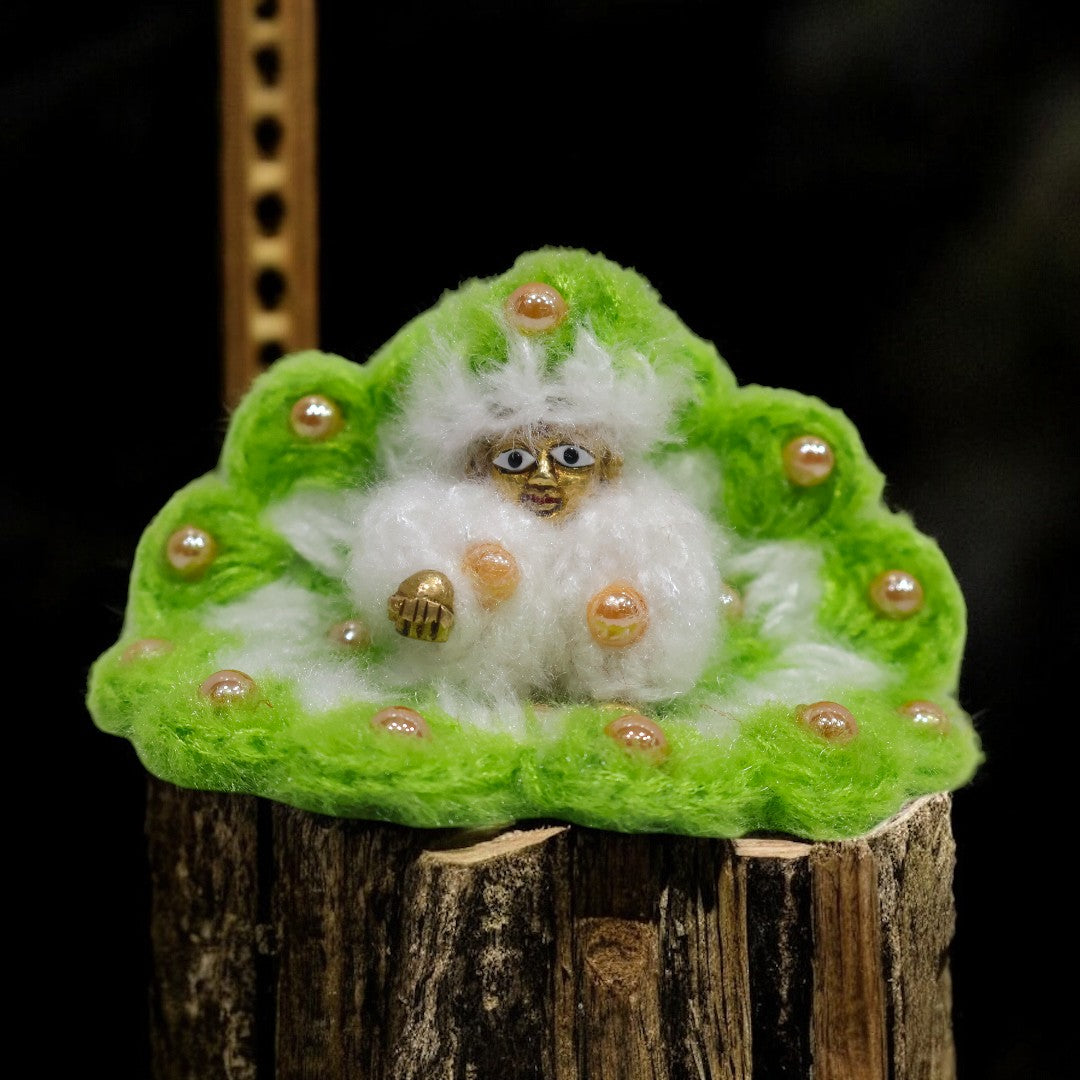 Woolen Laddu Gopal Ji Poshak by Kiroshia SP-W41