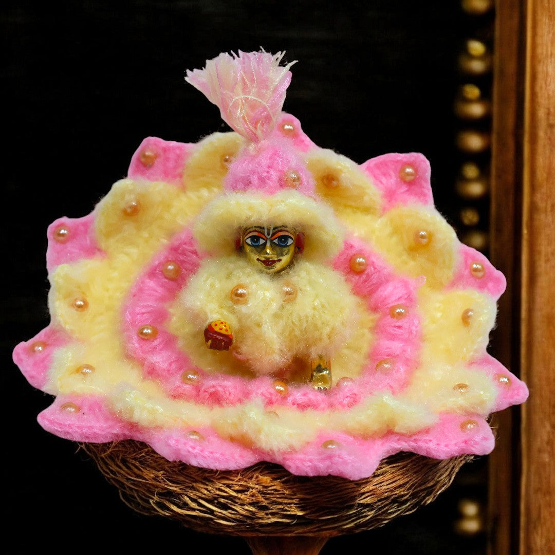 Woolen Laddu Gopal Ji Poshak by Kiroshia SP-W25