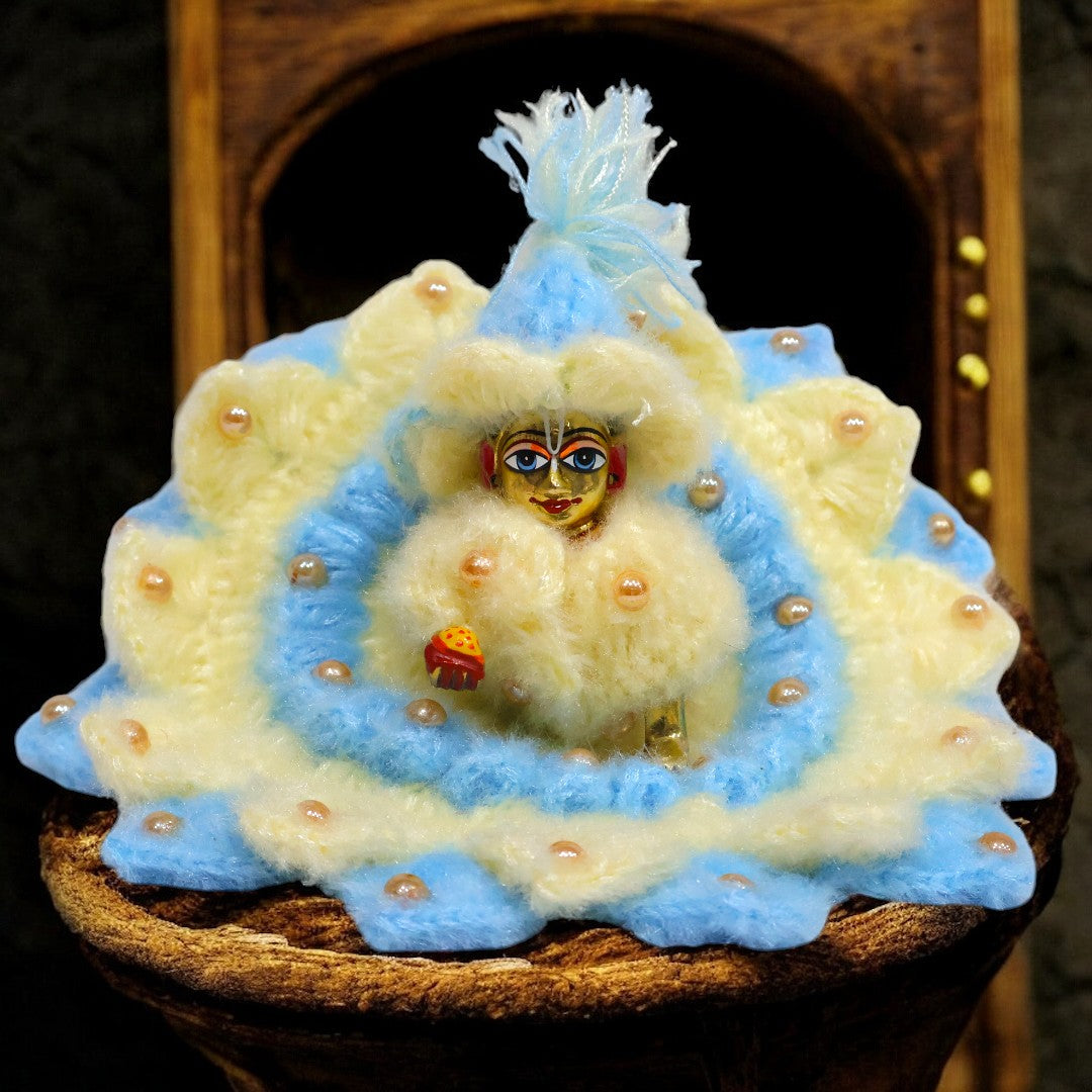 Woolen Laddu Gopal Ji Poshak by Kiroshia SP-W25