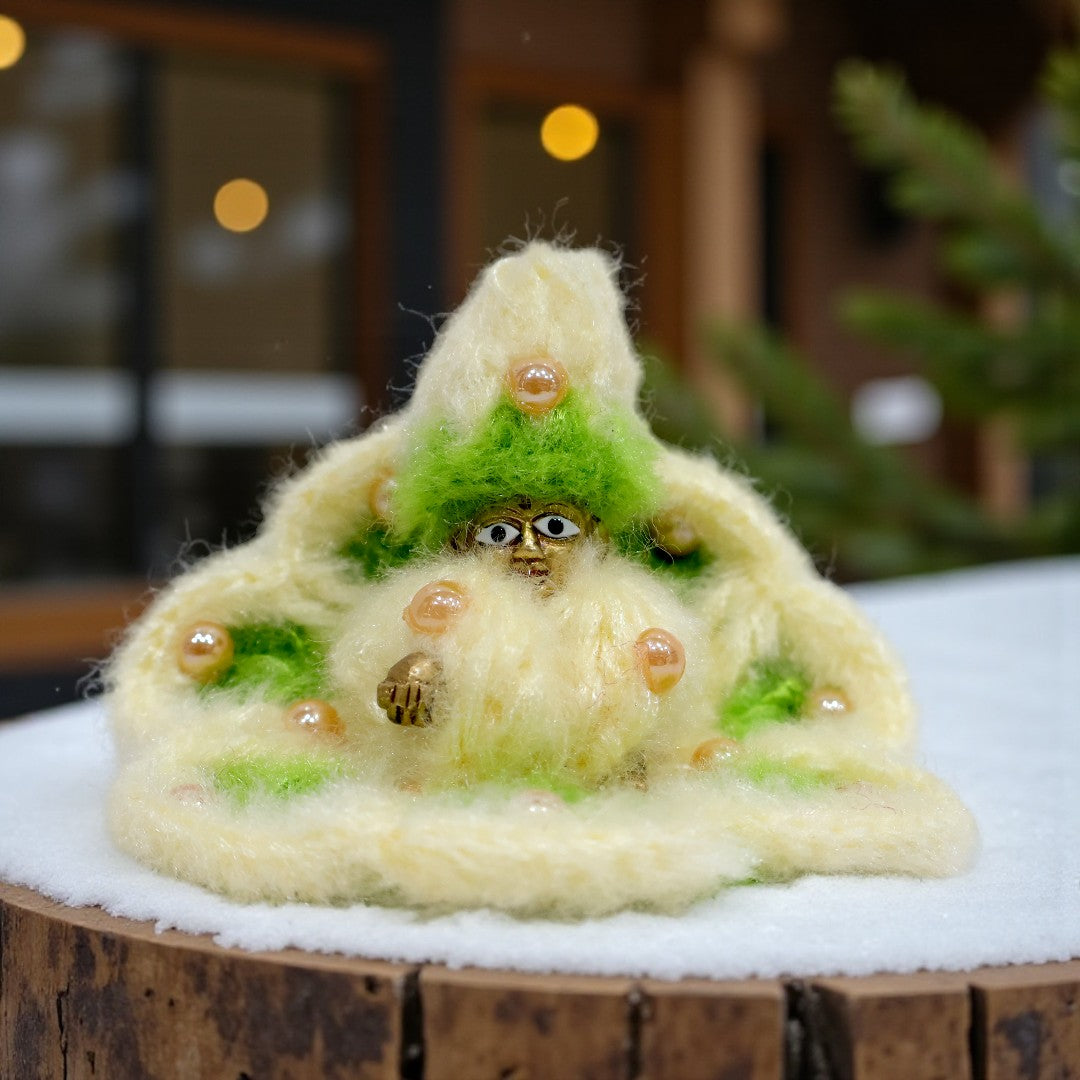 Woolen Laddu Gopal Ji Poshak by Kiroshia SP-W37