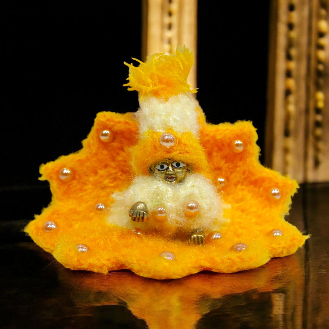 Woolen Laddu Gopal Ji Poshak by Kiroshia SP-W40