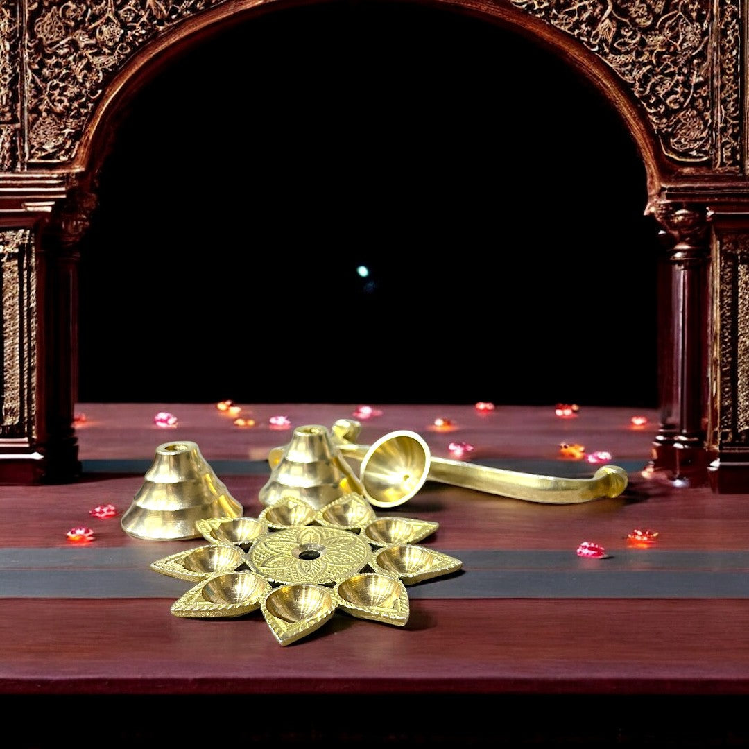 9 Mukhi Deepak /Diya For Maha Aarti