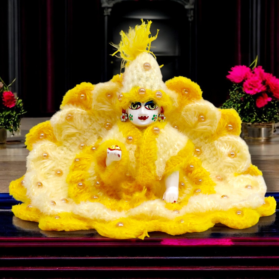 Woolen Laddu Gopal Ji Poshak by Kiroshia SP-W08